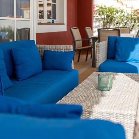 Casa Rihana Vila *